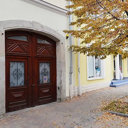 Nobilis Lejlighed Eger